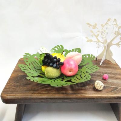 China Iron online store hot sale modern design metal house fruit dish for home decoration for sale