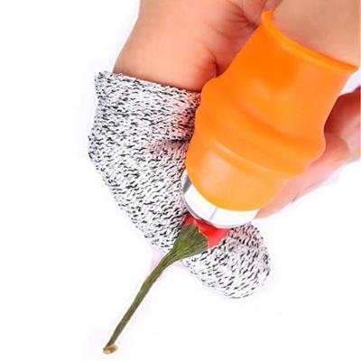 China Silicone Garden Silicone Thumb Knife Fruit Balance Thumb Finger Harvesters Finger Vegetable Gardening Protector For Potted Plants Harvest for sale