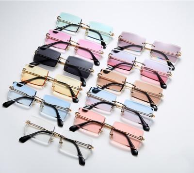 China Newest Square Eyewear Trendy Women's Summer UV400 Sunglasses Rectangle Fashion Sun Glass Rimless Shades for sale