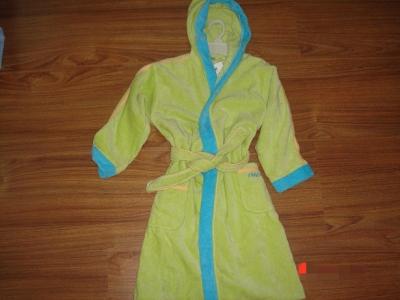 China Super Soft Teenager Bathrobe 100% cotton with Embroidery for sale