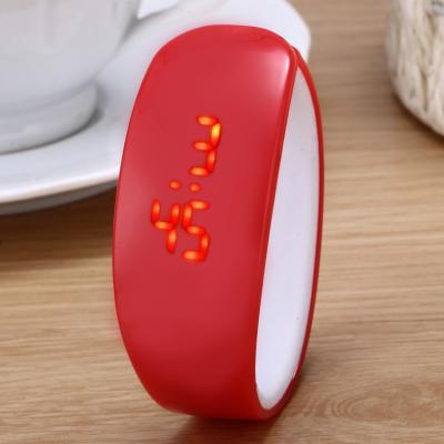 China 2016 newest hot promotional led gift electric watch band bracelet for sale