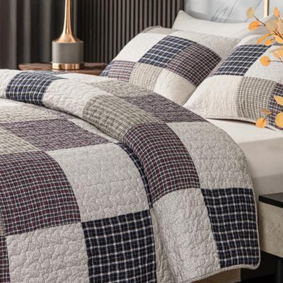 China Three-piece mechanical quilted cotton quilt air conditioning patchwork comforter anti-static universal comfortable bedspread bedspread for sale