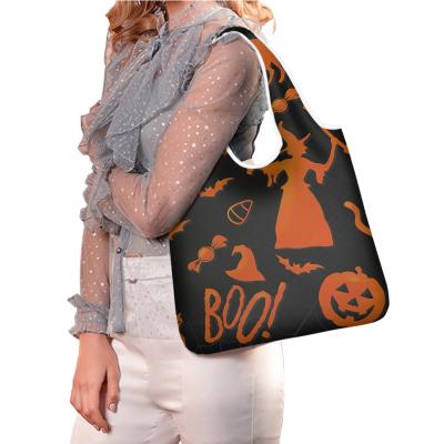 China 2021 Custom Purchasing Large Capacity Ladies Handbag Halloween Decoration Bag Pattern Halloween Candy Bag High Quality for sale