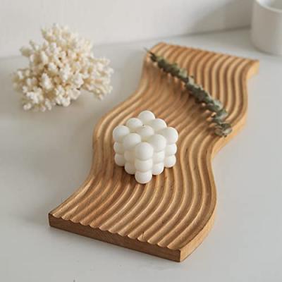 China Traditional Decorative Wooden Cutting Board Wood Board For Kitchen Shelf Home Decor for sale