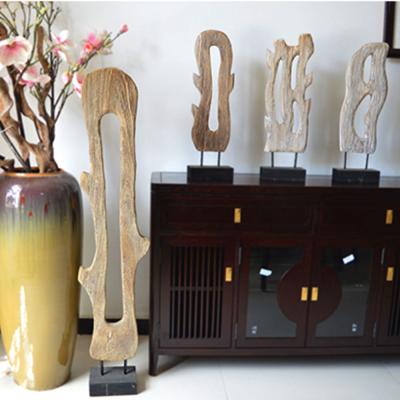 China Rustic Style WOOD Decorative House Products Wooden Crafts Hands Carved Wooden Ornaments for sale