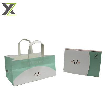 China Customized Recyclable Environmental Craft Printing Paper Cake Takeout Paper Bags for sale