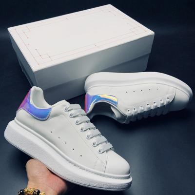 China Original Fashion Women Men's Casual Shoes Cushioning Walking Style Shoes Alexand-Mequeen Sneakers for sale