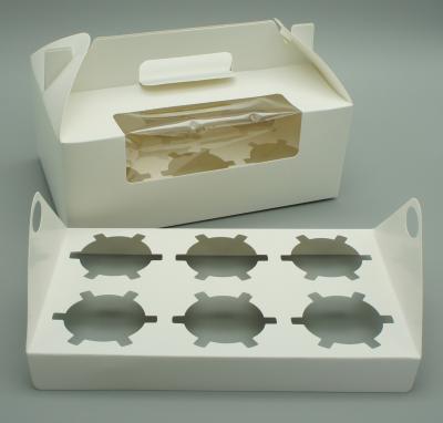 China Brown Paper Cake Packaging Box Insert Holder Window Pastry Carry Boxes With Disposable Eco-Friendly Biodegradable Handle Factory Supply for sale