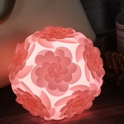 China PP Christmas Plastic Wholesale Children's DIY Halloween Lanterns Hand - Woven Creative Portable Luminous Materials Lanterns Night Market for sale