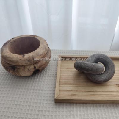 China Newest Contemporary Home Decor White Washed Wooden 2 Knot Rings Wood Decor Wood Links Chain for sale