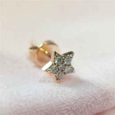 China FASHIONABLE Lab Created 1.26 Grams HPHT IGI Star Diamond Stud Earrings 18k Gold For Women for sale