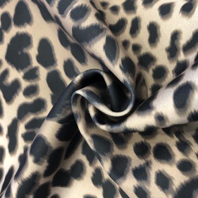 China Viable High Quality Digital Printing Polyester Leopard Spandex Quick Dry Fabric for sale