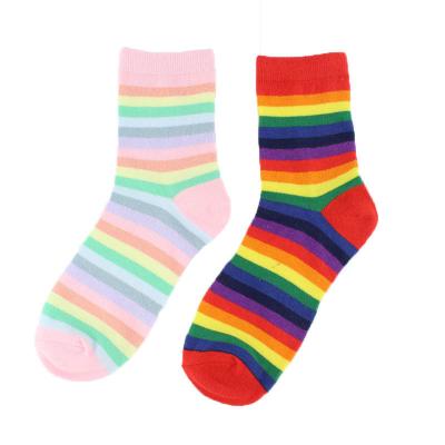 China High Quality Cute Funny Colorful Socks Retro Stripes Cotton Crew Socks Woman Korean Funky Socks Female Sporty Girls for sale