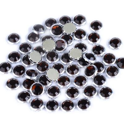 China Easily Transferred Various Color Metal Fix Hot Rhinestone With Rim for sale