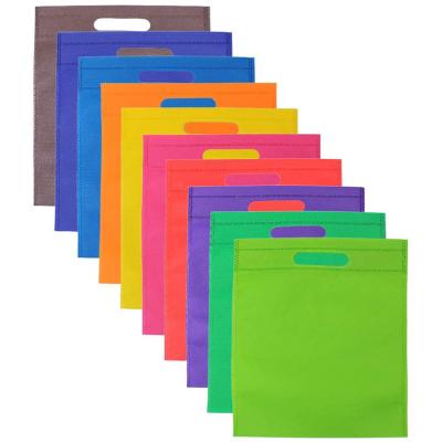 China Eco Friendly Recyclable Custom Grocery Store Die Cut Foldable Shopping Bag Non Woven D Cut Bag for sale