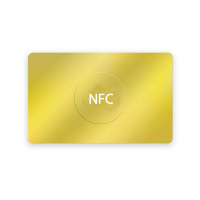 China Waterproof / 24K Gold Waterproof NFC Metal Business Card Programmable With Social Media Information for sale