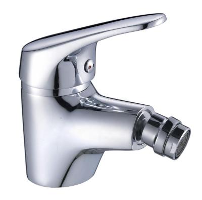 China Chrome Metered Finish Faucets Hot And Cold Water Brass Basin Faucet Toilet Faucet for sale