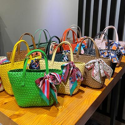 China Customized Handmade Woven Bags Fashion Ladies Beach Logo Women Basket Shoulder Bag Bag for sale