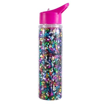 China 570ml Sustainable Bottle Double Wall Glitter Hydration Bottle Portable Straw Insulated Drinking Shaker Cup With Glitter Small Confetti for sale