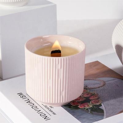 China Eco - Friendly Luxury Low Moq Private Label Aromatherapy Soy Wax Scented Candles for sale