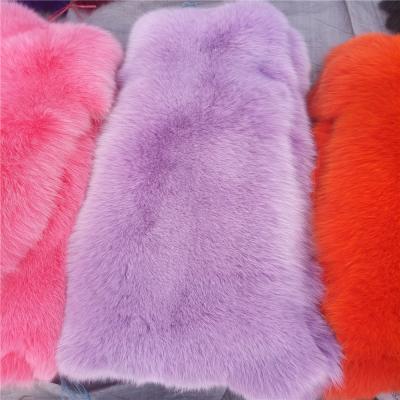 China Eco-friendly Wholesale Real Dyed Chinese Fox Fur Pelt Animal Skin Blue Fox Fur Pelts for sale