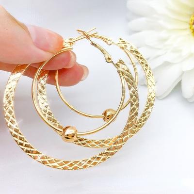 China FASHIONABLE French retro large double layer circle gold jewelry earrings fashion simple ladies large earrings regale wedding gifts for sale