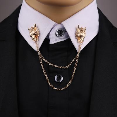 China Fashion Alloy Wolf Head Corsage Brooch Domineering Tassel Factory Clothing Accessories Long Chain Brooch Direct Sales for sale