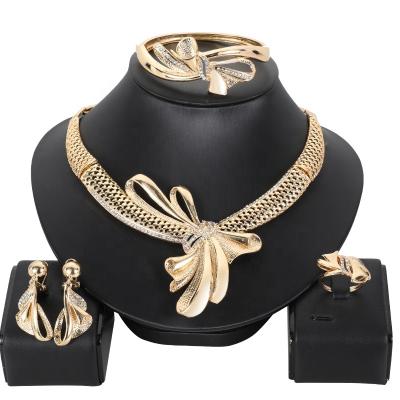 China New Arrival CLASSIC Dubai Gold Color XXOO Wedding Jewelry Sets For Woman Bridal African Necklace Earrings Jewelry Set Wholesale for sale