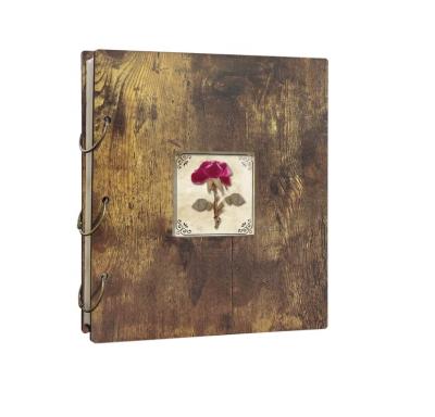 China Retro Wooden Album Cover , 4x6 Wooden Album Can Store Multiple Photos for sale