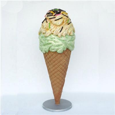 China Beautiful World Store Decoration Ice Cream Fiberglass Ice Cream Cone Statue for sale