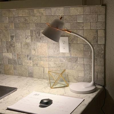 China Modern Popular Design Desk Lamp With USB Charging Left Wireless Charger For Office Craft Hobby for sale