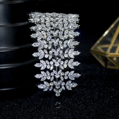 China New Design CZ Zirconia Prom Headpiece Exquisite Elegant Fashionable Wedding Bridal Headpiece for sale