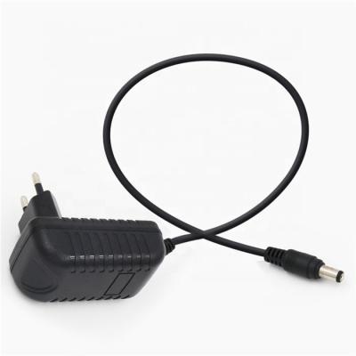 China Voeding van de de Machtsadapter 1A 2A 24w 12v 2000ma van de EU 9v/van 12v/van 24v de Universele Ac Gelijkstroom Te koop