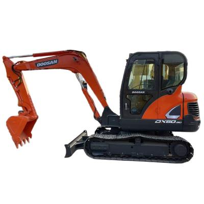 China Dormilón usado de Mini Digger High Efficiency With Blade del excavador de Doosan DX60 9C en venta