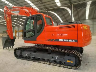 China Excavadora Doosan DX225LC en buen estado Excavadora popular en venta