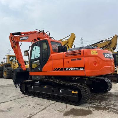 China Excavadora de 22 toneladas Doosan DX225LC Coréia Com Breaker Hammer Line à venda