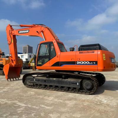 China Excavadora média usada Doosan DH300 de 30 toneladas ]Excavadora do tipo Doosan DH300LC-7 à venda