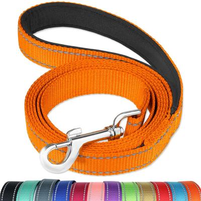 China Custom Pet Leashes Wholesale Reflective Nylon Retractable Dog Leash High Quality Dog Leash No Pull for sale