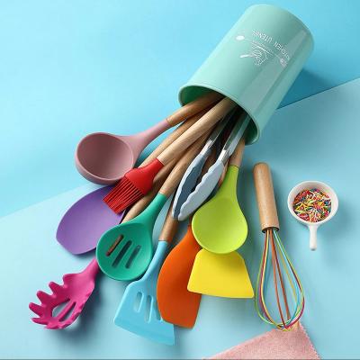 China Sustainable Kitchen Utensil Heat Resistant Nonstick Cooking Tools With Storage Box for sale