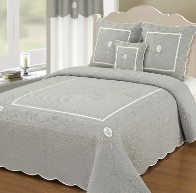 China low price 100% cotton embroidered quilted cotton bedspread for sale