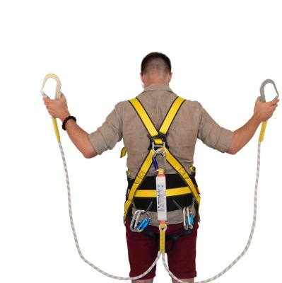 China High Strength Adjustable Industrial Drop Protection Full Body Safety Harness With D Clips Customized for sale