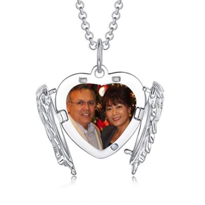 China TRENDY Mother's Day Explosion Style Fashion Angel Wings Personalized Picture Custom Photo Memory Gift Pendant Necklace for sale