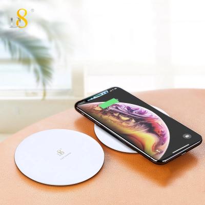 China 2022 Eco-friendly CELL PHONE Amazon Phone Charger Customized Logo Fast Qi Wireless Charger for sale