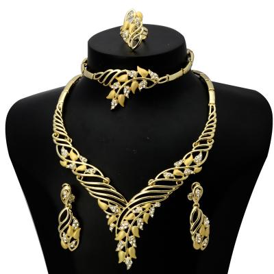 China CLASSIC Luxury Jewelry 18 Carat Brazilian Gold Set African Manufacture Gold Plated Juwellery Jewelry Set for sale