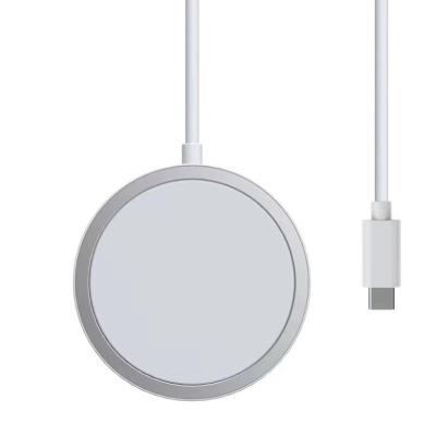 China Magnetic Charging NEW Iphone Smart Match 2021 15W Fast Wireless Charging Charger for iphone charger for sale