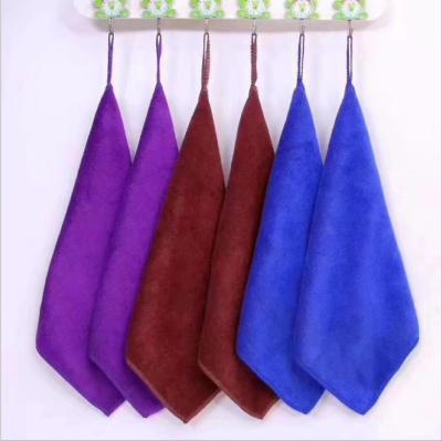 Chine Sustainable Retail Microfiber Cellulose Color Square Microfiber Kitchen Towels Car Care Hanging Hand Towel For Sale à vendre