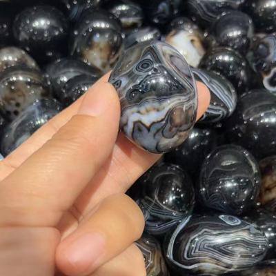 China Wholesale Natural China Black Sardonyx Palm Stone and Black Sardonyx Agate Botswana Sardonyx Agate Tumbled Stone for sale