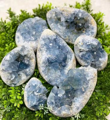 China Wholesale High Quality Natural Raw Celestite Geodes From Europe Cluster Blue Celestite Hearts Celestite Egg Shape Rough for sale