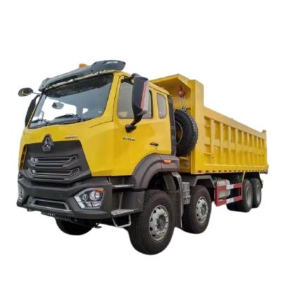 Cina Brand New Professional Automatic Dump Truck HOWO-N7 8x4 Trucks Left Hand Drive Dump Truck Mining Wholesales ≫ 8L in vendita