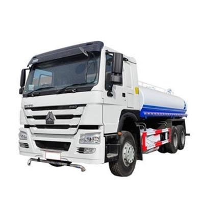 China Sinotruk Brand New Water Tank Truck  Howo 6x4 20000 Liters Factory Direct Sale zu verkaufen